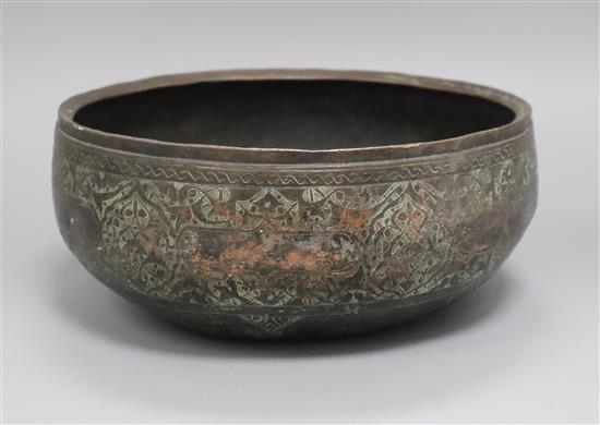 An 18th / 19th century Persian moghul bowl diameter 22.5cm
